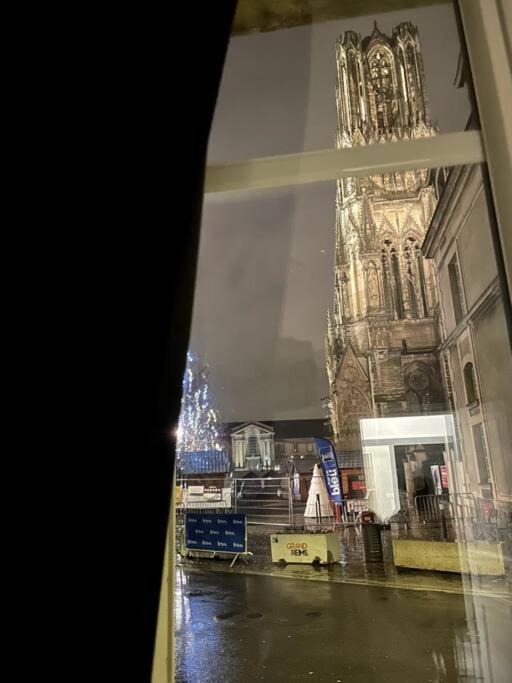 Le Petillant - Cathedrale Remeš Exteriér fotografie